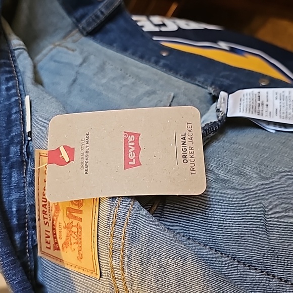 Levi jean jacket - Picture 5 of 6